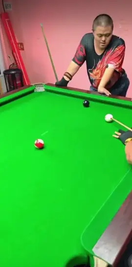 随意棍法 #snoker #snoker__lover🎱 #play #malaysiatiktok #taiwan🇹🇼 