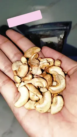 Legit! 🥜 Addy’s Kasoy crunchy, masarap at sulit kaya kayang ubusin ng isang upuan 😍 Perfect pang-snack, pang-pasalubong, o pang-share. Swak sa lahat! ✨ #AddysKasoy #CrunchyKasoy #cashew  #foodieph  #kasoy 