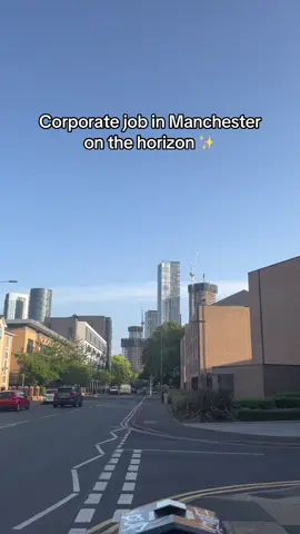 Manchester year 12s - we’ve got opportunities for you 🙋 #manchester #workexperience #manchestercareers #sixthform 