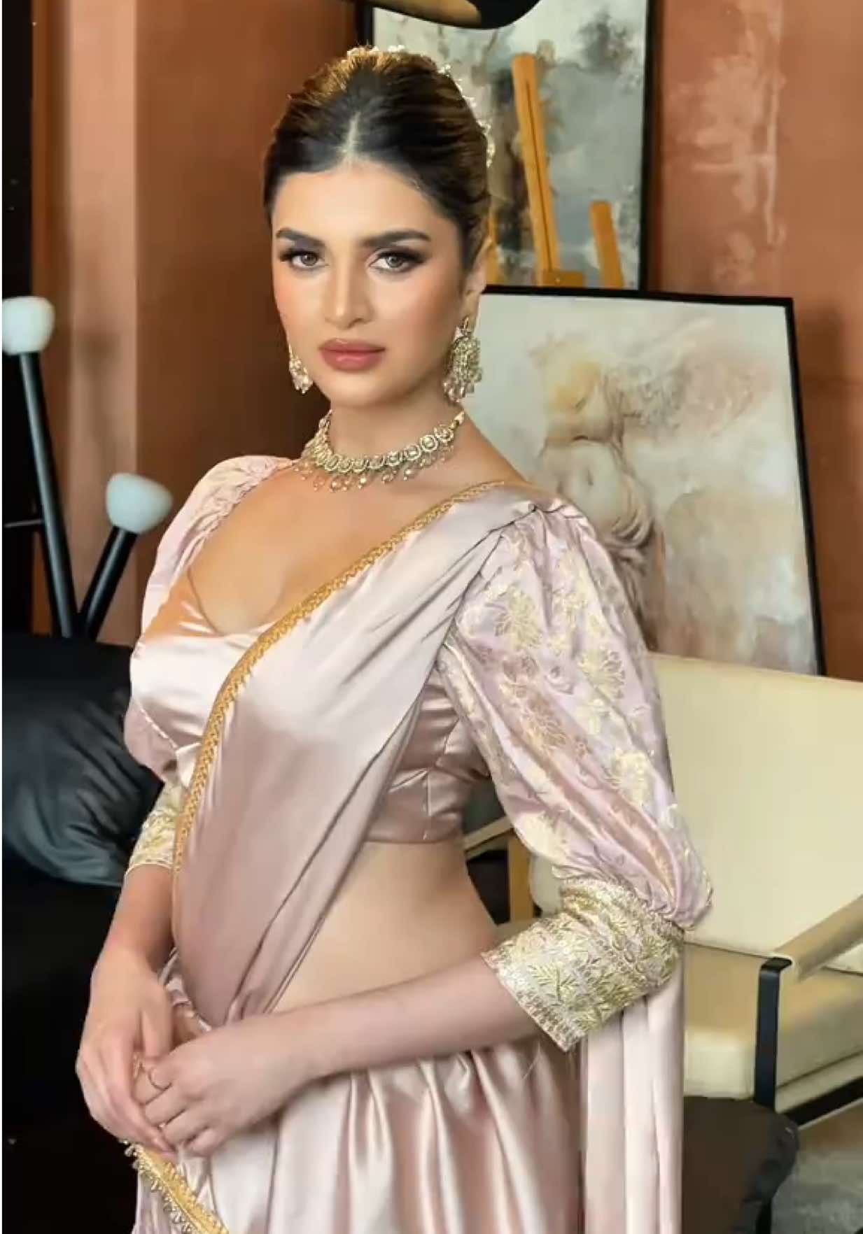 Tradition with a touch of glam ✨    #fyp #foryoupage #style #srilanka 