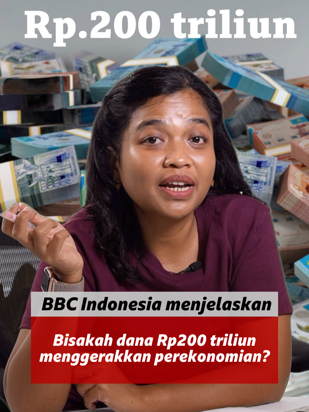 Pemerintah sudah menyalurkan dana Rp200 triliun ke bank-bank negara untuk menggerakkan ekonomi dan menciptakan lapangan kerja. Menteri Keuangan Purbaya Yudhi Sadewa bilang, dana itu bisa disalurkan dalam bentuk kredit kepada masyarakat. Masalahnya, bank-bank lagi kesusahan untuk mencari pihak yang mau kredit karena daya beli masyarakat lagi lesu. Terus gimana caranya biar guyuran uang itu bisa benar-benar berdampak ke ekonomi masyarakat sampai ke level bawah? Simak penjelasannya. #Purbaya #ekonomi #lowongankerja #keuangan #bank
