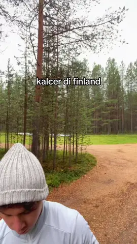 itu terakhir matiin pake idung soalnya lgi pake sarung tangan