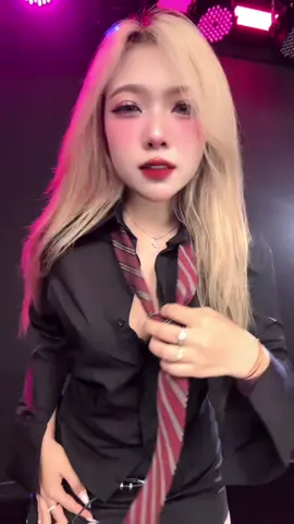 Meo meo đi lạc oy #fyp #viral #dance #Simi