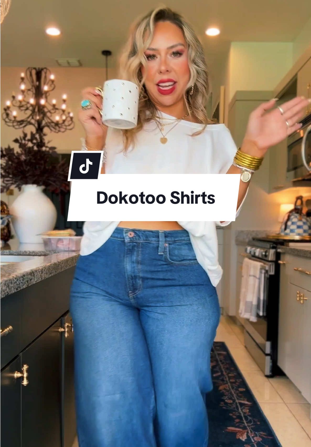 The basic not so basic Tees✨ perfect for layering #tees #tshirts #tiktokshopblackfriday #tiktokshopcreatorpicks #creatoricons @DOKOTOO-US @dokotoo.official 