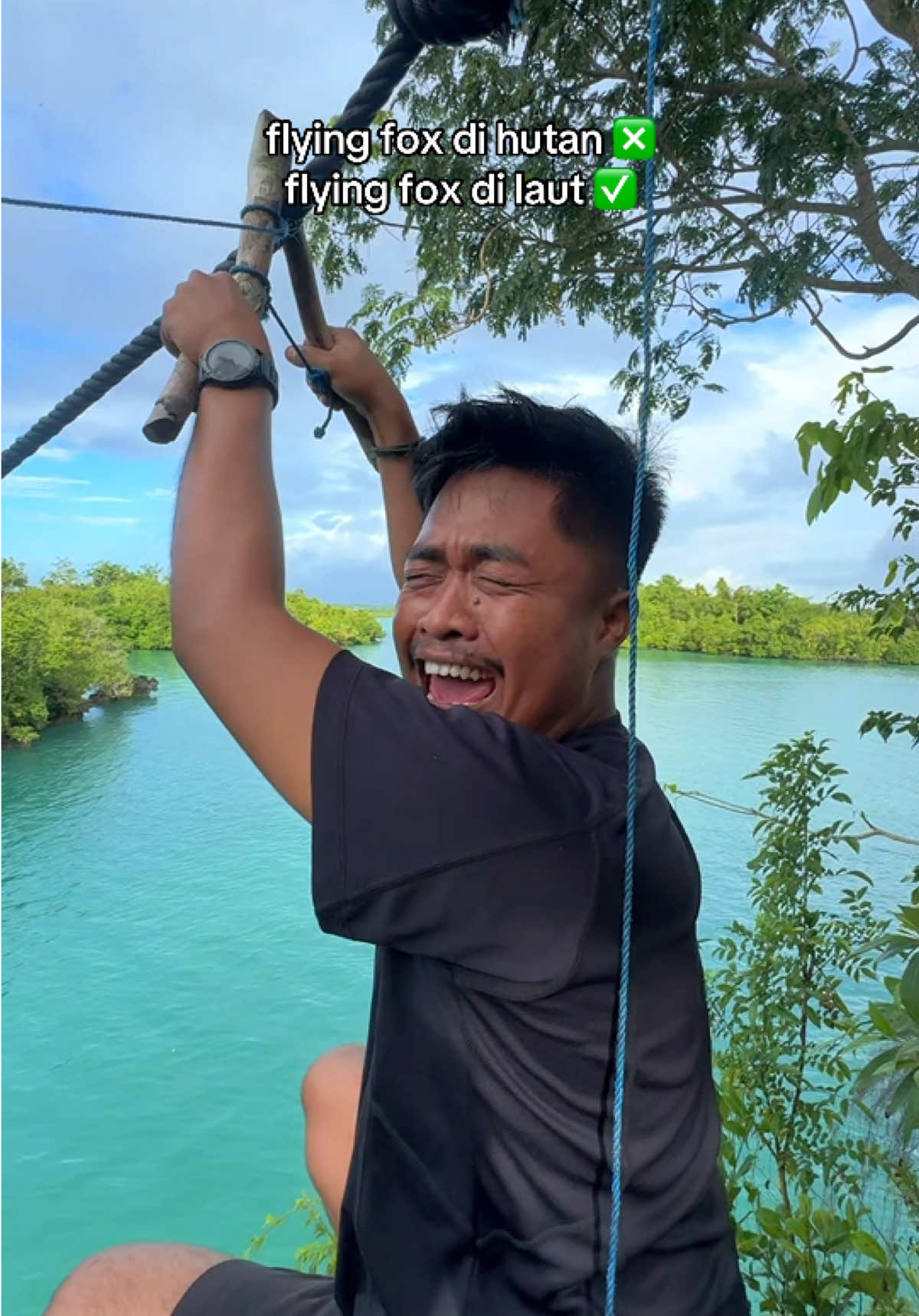 ada yang mau coba flying fox di laut? 😂 #keiisland🌴 #tual #ytrletman 