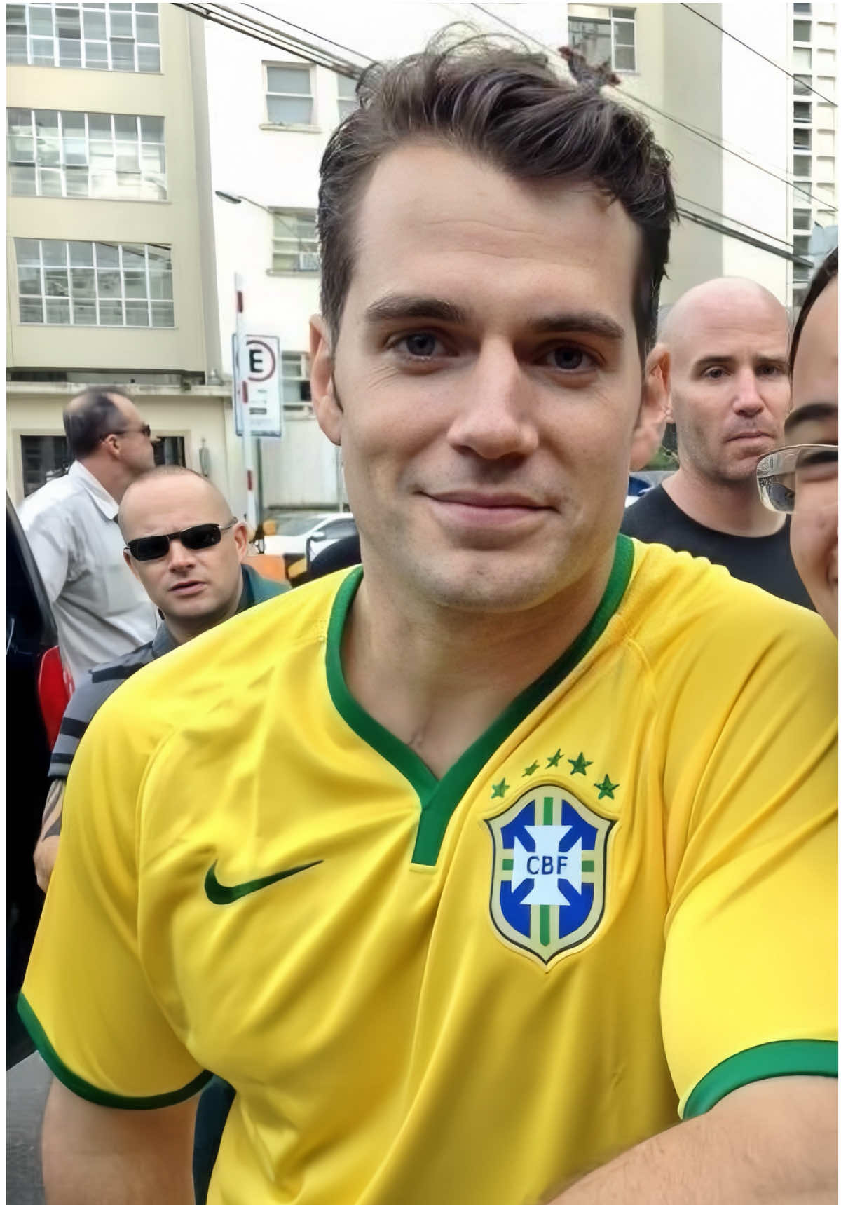 Henry in Brazil! 🇧🇷 #henrycavill #🇧🇷 #brazil 