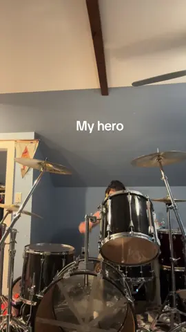 #davegrohl #foofighters #drumming 