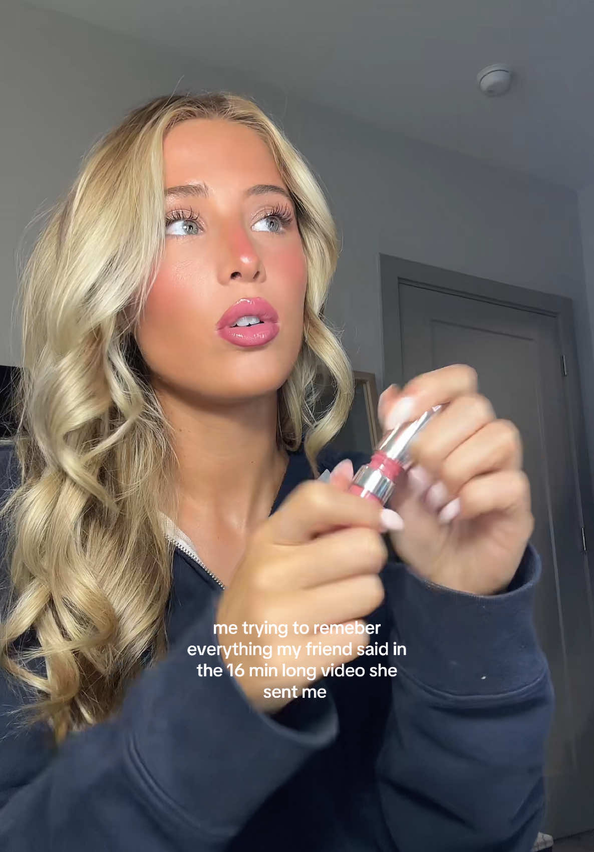 Lips are linked!!!!! 