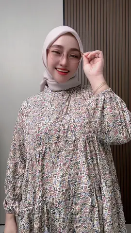 Cute banget kacamatanya 😎     #kacamata #kacamatamurah #kacamataphotocromic #OOTD #lewatberanda 