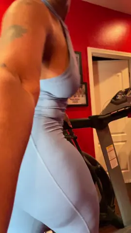 Good morning #workingprogress #gym #treadmill #darealcherokeedass #fyp 