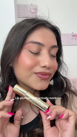 Definitely my new favorite lip plumper 🤩🤩  Love love love @Polite Society Beauty ✨ #lipplumper #politesocietylipplumper #politesociety #arelybabyy #fy 
