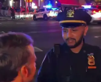 French President Emmanuel Macron was stopped by police in NYC last night after roads were blocked for Donald Trump’s motorcade.#macron #trump #nyc #fyp #foryourpage 