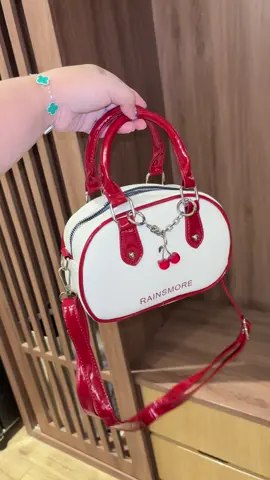 #tascantik #tasselempang #handbag 