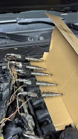 Malfunction of BMW fuel injector#automobile #mechanic 