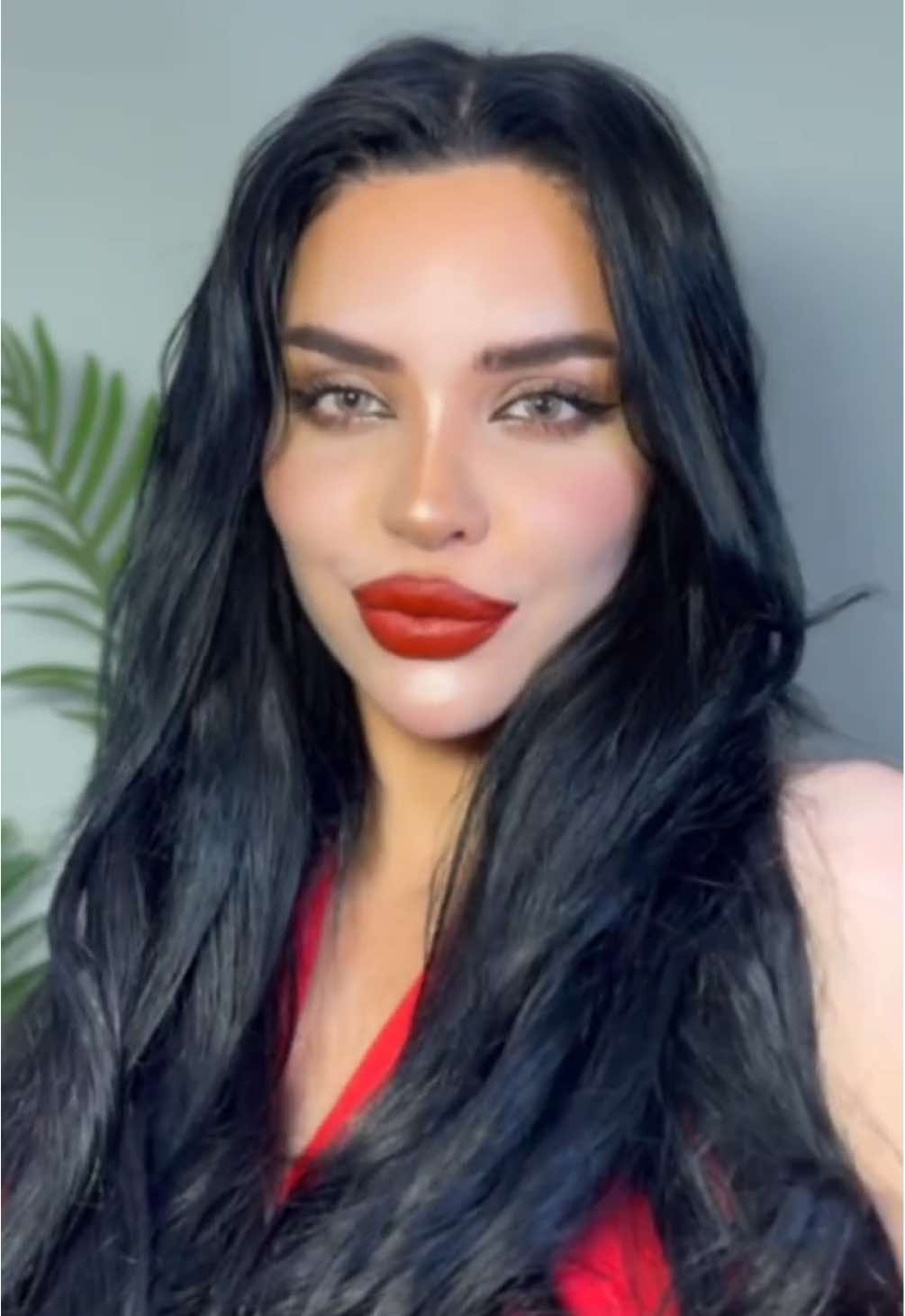 Make up transformation  تحبوا هيك فيديوهات خلولي رأيكم بالكومنت ؟  #farah_razem #فرح_الجزائرية #فرح_رازم 