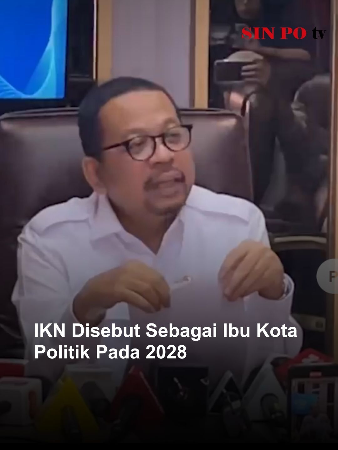 IKN Disebut Sebagai Ibu Kota Politik Pada 2028. Kepala Staf Kepresidenan, Muhammad Qodari, memberi penjelasan soal IKN yang disebut sebagai ibu kota politik pada 2028. Qodari menegaskan, IKN tidak akan terpisah menjadi ibu kota politik maupun ibu kota ekonomi. #sinpotv #sinpotvnews #IKN #IbuKotaNusantara #KepalaStafKepresidenan #MuhammadQodari #beritaterkini #berita #beritatiktok #beritaterkini #fyp #viral #tranding