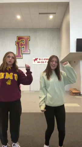 Guys ignore my bum outfit @bri_leroux #dance #school #mn #minnesota #viralvideo 