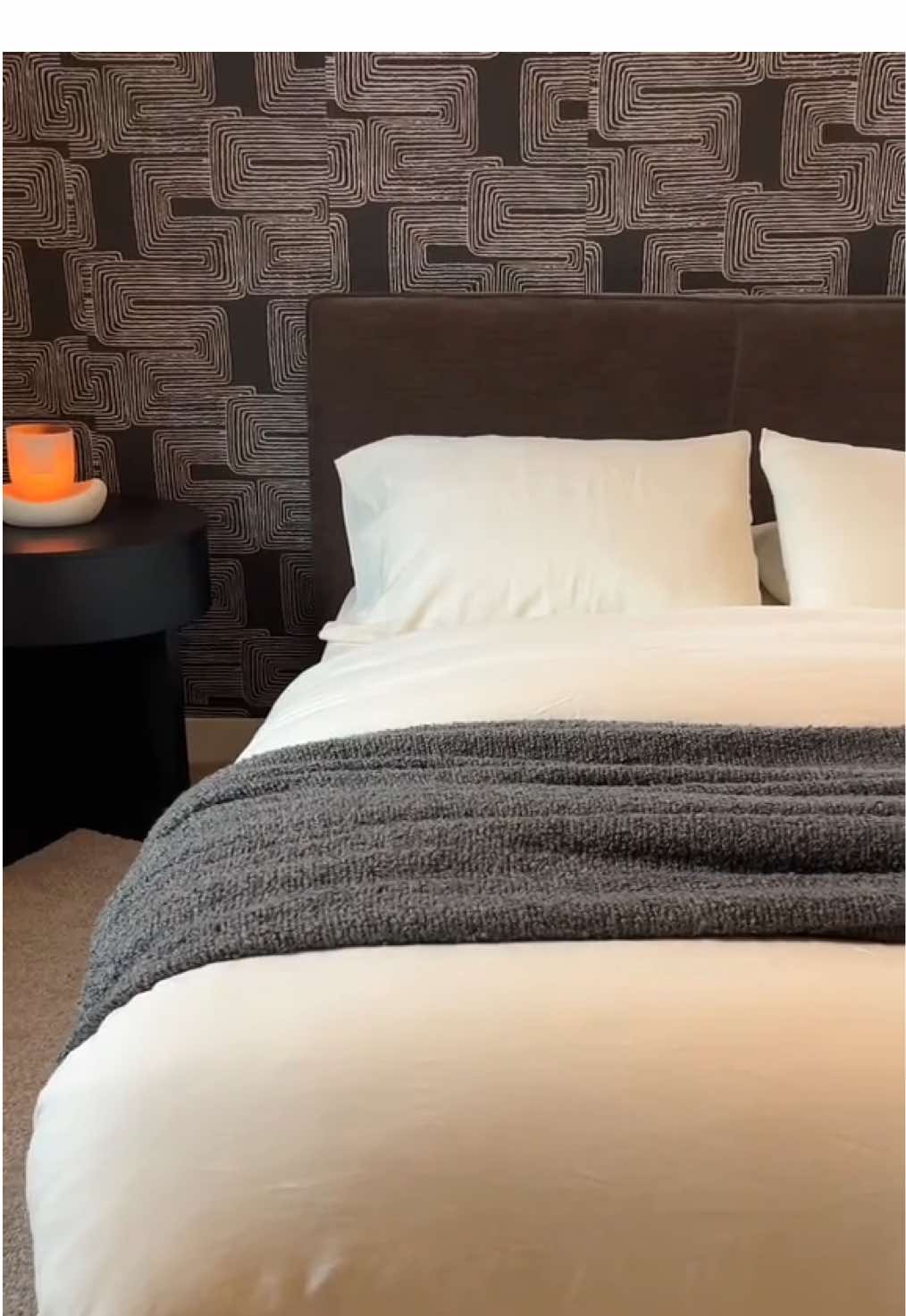 Brown is the new black 🤎 #skillinhome #homedecor #homeinspo #falldecorations #neutralhomedecor 