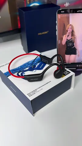 Không chỉ có thể mang đi lặn, chiếc tai nghe X7 này còn được tích hợp sẵn bộ nhớ 32gb để lưu trữ nhạc, và nó là thiết kế truyền âm thanh thông qua xương #tainghebluetooth #tainghe 