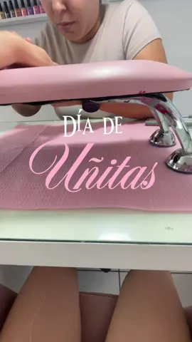 Vamos a andar bien prepotentes💅🏻 #fyp #uñas #fyp 