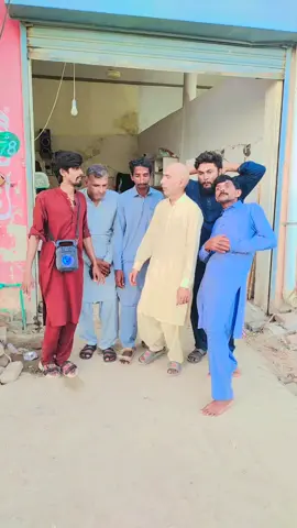 funny dance 🤣🤣🤣🤣🤣#videoviral #foryoupageofficiall #1million #funnytiktok #funnyvideosforyou😂😂😂fyp 