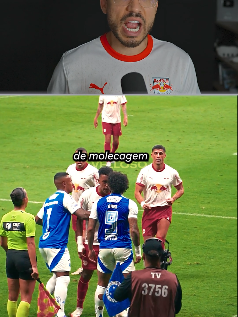 Leitura labial de Gabigol x Vanderlan se estranhando. Gabigol tentar dar um elástico e o jogador do Redbull Brangantino não gosta.  #gabigol #cruzeiro #dublagem #brasileirao 