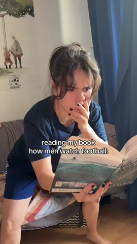 red card for boring plots #BookTok #reading #books #bookgirlies 