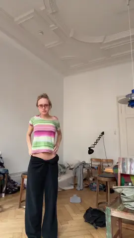 7:30 get dressed with me und ich sehe echt verschlafen aus sos #gdwm #getdressedwithme #girlssupportgirls #outfitinspo #girlhoodaesthetic 