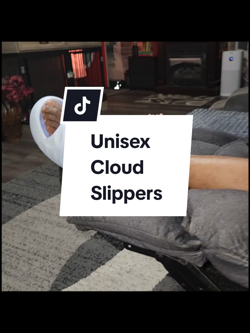 Replying to @taunyamarie696 Cloud Slippers under $7 and free shipping!  Say what?!!? #cloudslippers  #tiktokshoprestock   #TikTokShopFallDealsForYou #sliponshoes  #unisexslippers 