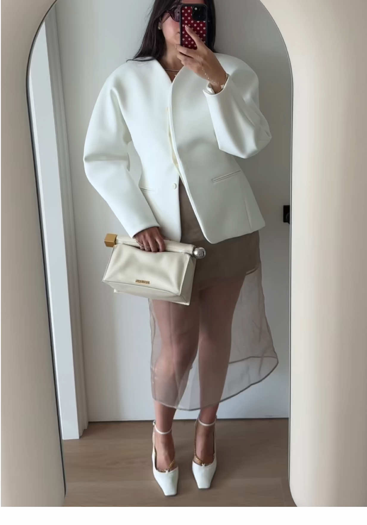 Shana tova 🧚 #jewishtiktok #outfitinspo #jacquemus @Jimmy Fairly @Wildflower Cases @Marianna Hewitt #lacademie @Revolve 