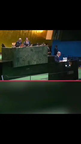 الحضور يغادر القاعدة لحظة تقدم نتياهو لالقاء الكلمة بالامم المتحدة ..