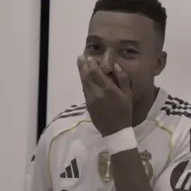 حَبك قِتلني🙈☝🏻.  #mbappe #kylianmbappé #كيليان_مبابي #مبابي #foryou 