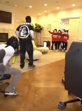 🕺🪩