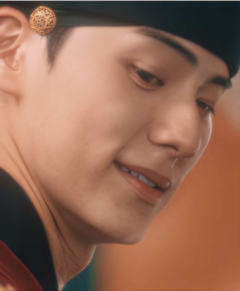 he always has his own way of behaving                                                 scp: kxdramapacks #bonappetityourmajesty #leechaemin #kdrama #edit 