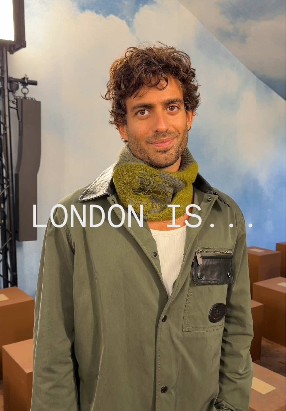 Turned quick-fire questions into a London tour this Fashion Week with @Andrew Georrrrgiades #fffashionweek 