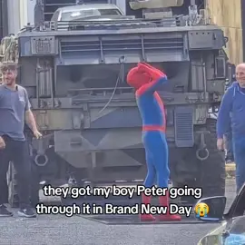 second image killing me #spiderman #spidermanbrandnewday #marvel #himthandrake (FAKE EVERYTHING TIKTOK) (ORIGINAL CONTENT TIKTOK) (THIS IS FAIR USE)