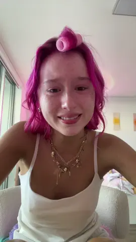Zuza my little sister my best friend the person who helped me not die myself I love you so much and I will continue to text it to you everday my sweet baby angel. You know the pink hair was for you and I will keep it that way  I will do so much fun stuff for you Zuza and I promise I am still here for you I have never not been. My angel girl I love you and your whole family so much I want you to know we all love you. I know you will help guide me like I helped you I love you my little sister. Forever me and you. @zuza 🐆🎗️💓 
