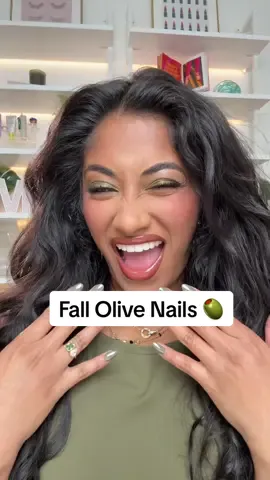 Something about olive nails for fall just give expensive 🤪 @gdn_luxurysalon #fallnails  
