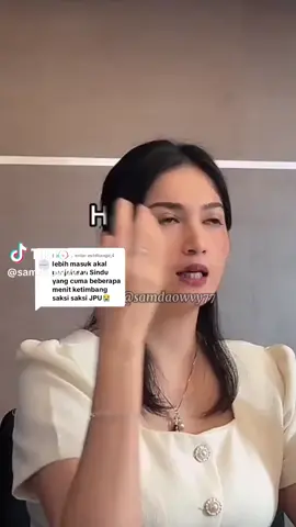 Logika2 hukum dalam kasus Nikita Mirzan by Sri Sinduwati Peradjin PUN OLEH NΙΚΙΤA MIRZANI Logika hukum kedua mengenai UU ITE: dianggap Nikita menjelek-jelekkan skincare milik dr. Reza dimana Nikita Mirzani me-repost posting at milik dr. Samira (doktif), yang dapat diakses oleh seluruh masyarakat Kemudian ketika seorang mera: Tik Tok terancam dengan postingan media sosial orang lain. logika hukumnya adalah pada saat itu terjadi dan kalau memang produknya tidak bermasalah dan benar, upaya hukum yang harusnya dilakukan adalah MELAPORKAN kepada KEPOLISIAN, BUKAN mendatangi, mencari akses untuk bisa silaturahmi dan bertemu MENGAJAK KERJASAMA.#bpom #pengadilannegerijakartaselatan #keadilanuntuksemua #justicefornikitamirzani♥️ #