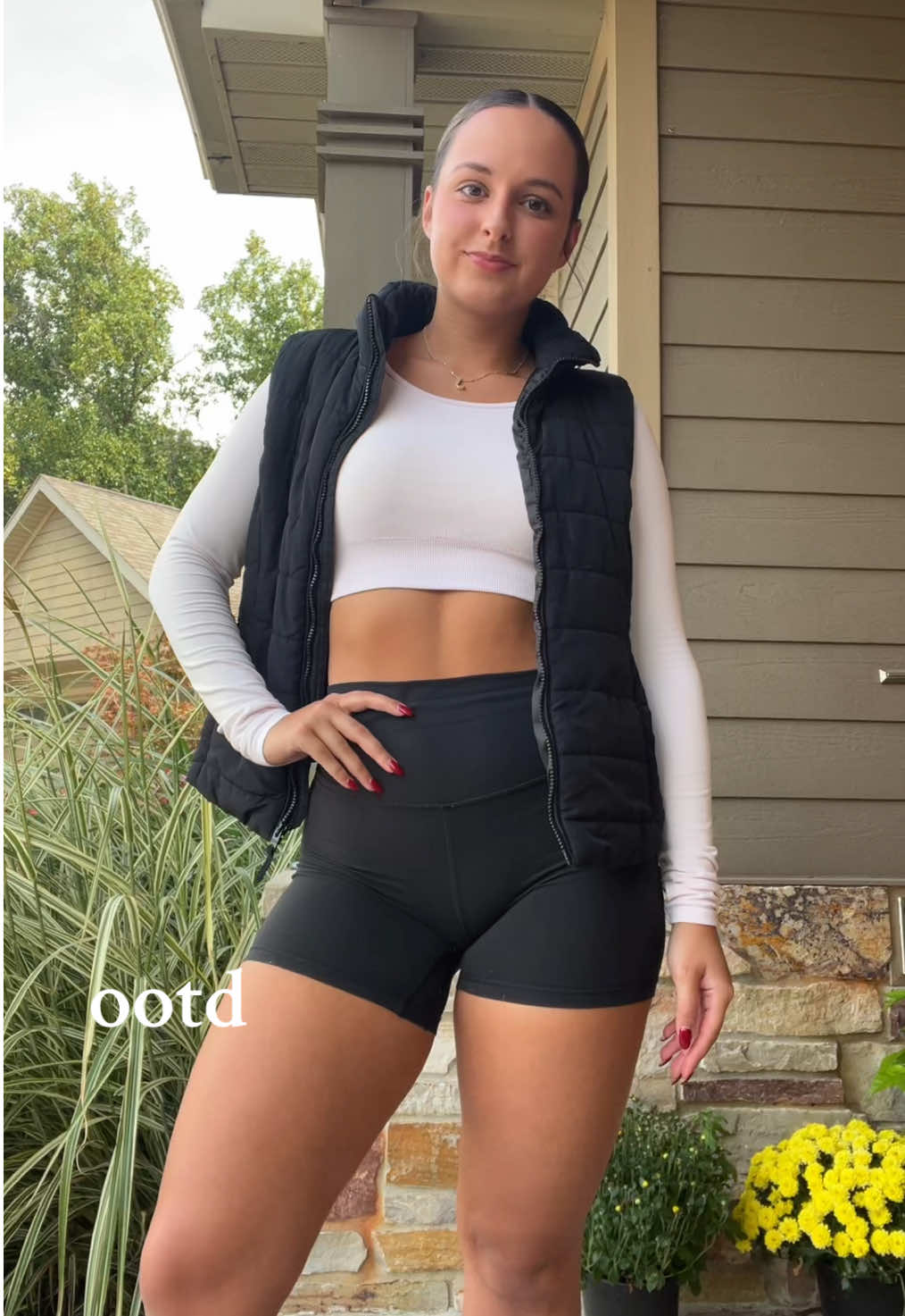 I backed up too far #OOTD #outfit #outfitideas #fitcheck #fallfashion 