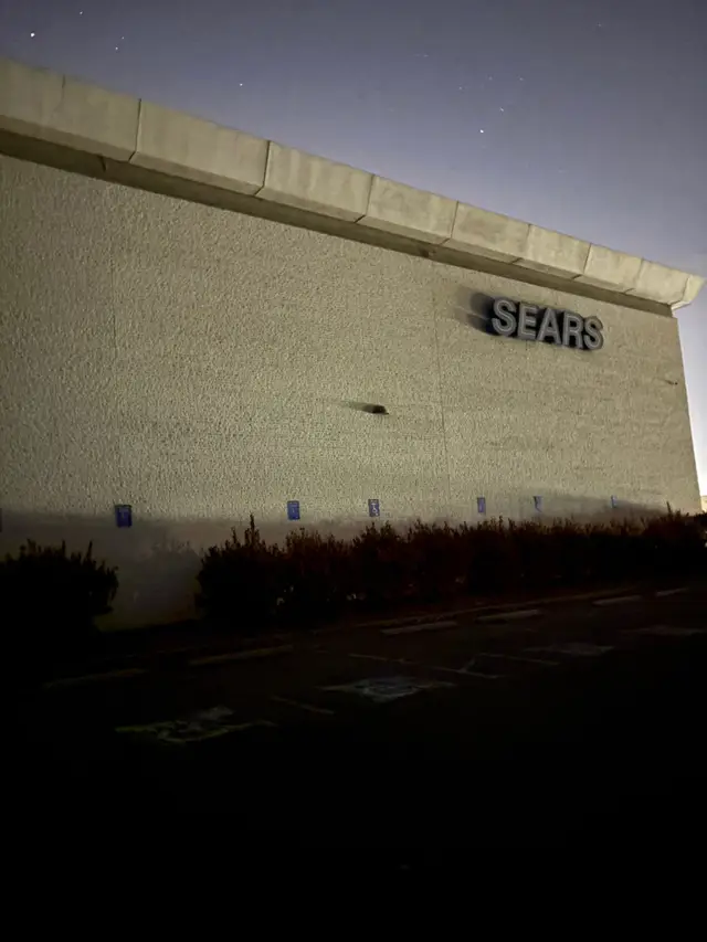 abandoned Sears, once full of life but now left silent and forgotten. Empty shelves, dark halls, and quiet escalators stand as reminders of a space that used to be busy with people but now only echoes with memories. #sears #liminalspaces #urbex #nostalgia #foryoupage 