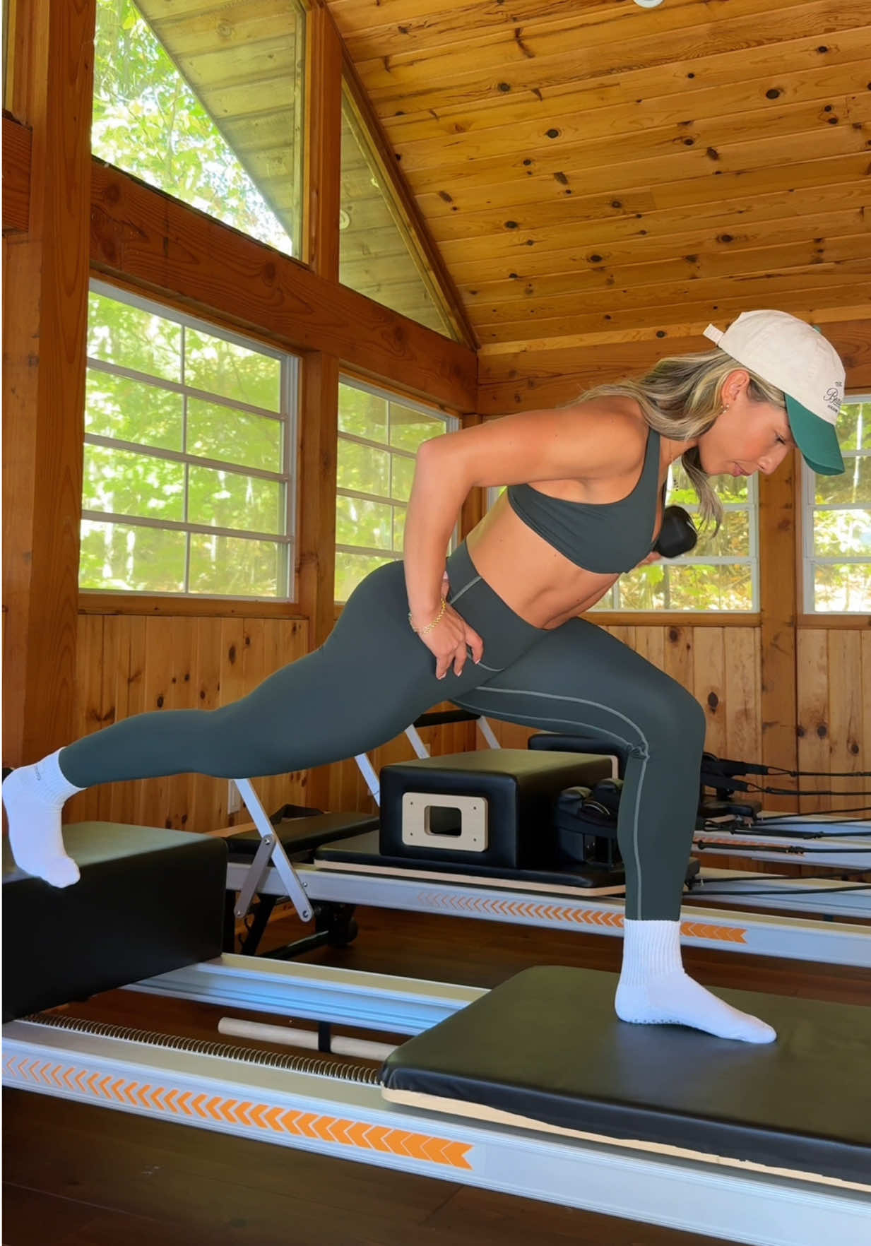 Inspo for your next advanced class🤝 #pilatesinstructor #pilates #reformerpilatesinstructor #reformer #reformerpilates 