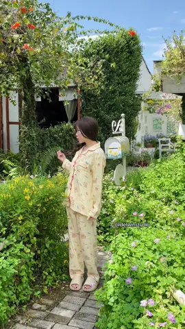 ☁️ “Nhẹ như mây, xinh như mộng! 💫🌼” ☁️ “Light as clouds, dreamy and cute! 💫🌼” #OOTD #pajamas #cutestyle #delwinsleepwear #fyp 