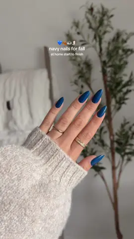 navy nails for fall💙🍂  @BeetlesGelPolish #beetlesgelpolish #athomenails #nailinspo #fallnails #tiktokshopcreatorpicks 