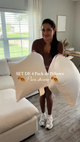 Set de 4 Pack de Pillows Para decorar 🍂🥮 Los que estoy usando son de 18x18 ✨  Si me preguntas por el material son un 10/10✅ #pillows #luxurypillows #falldecor #tiktokshopcreatorpicks #tiktokshoprestock 