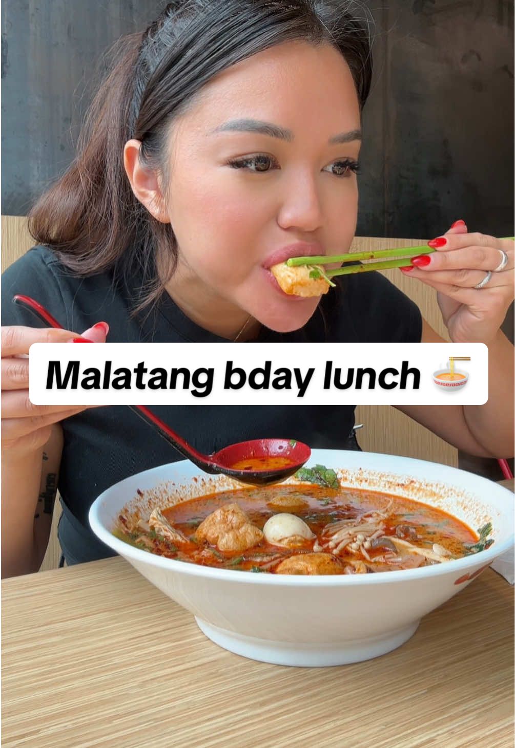 Happy birthday to my not so little sister!!! 🎂  What were some of your childhood birthday traditions???  #childhood #birthday #lunchtime #mukbang #malatang 