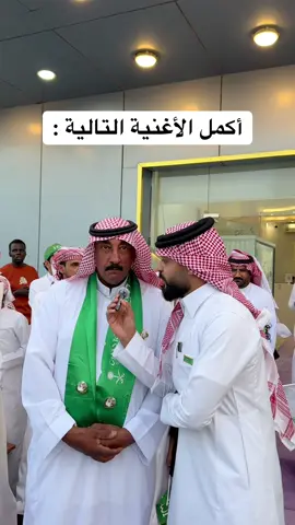 ياخذ الـ100 ولا 400 شرايكم انتم ؟ #explore #fy #fyp #اليوم #السعودية @عيادات دلما🦷 