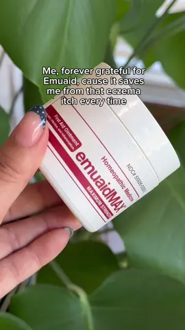 Itchy, irritated skin? Meet Emuaid ✨ this soothing ointment calms flare-ups fast and supports your skin’s natural healing. A little goes a long way, and relief is only a swipe away.  #Emuaid #SkinRelief #HealthySkin