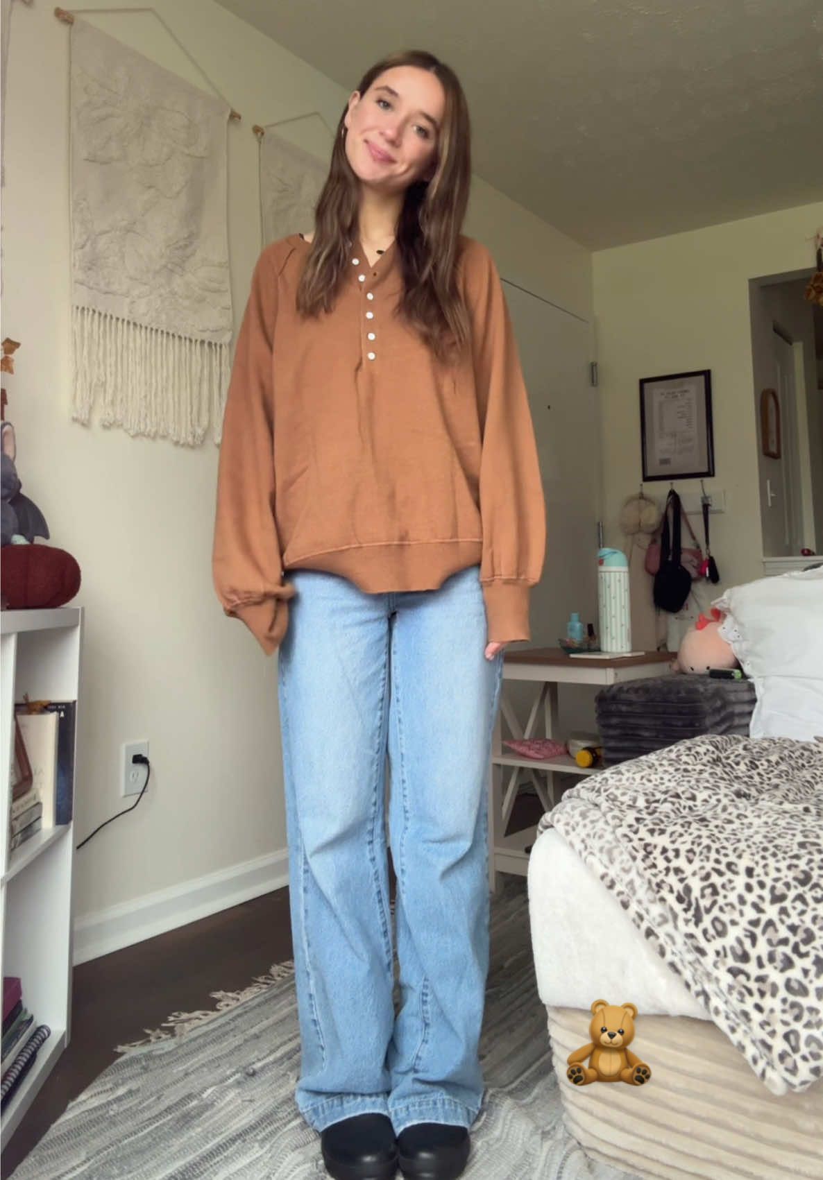 today’s fitcheck🧸 - sweater is linked, wearing size large!! size up!  - jeans are from pacsun, but sold out unfortunately.  #fitcheck #fyp #fallfashion 