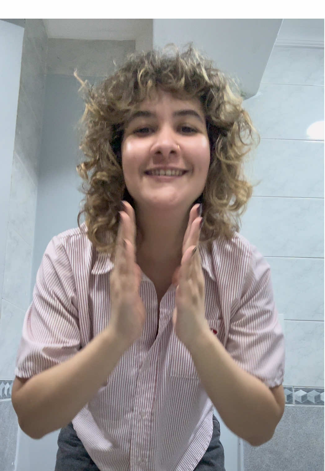 BISEXUAL 🫵 feliz día 